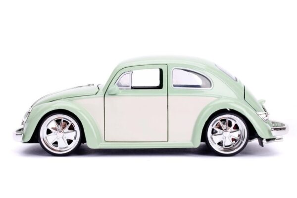 1:24 BigTime Kustoms - 1962 Volkswagen Beetle